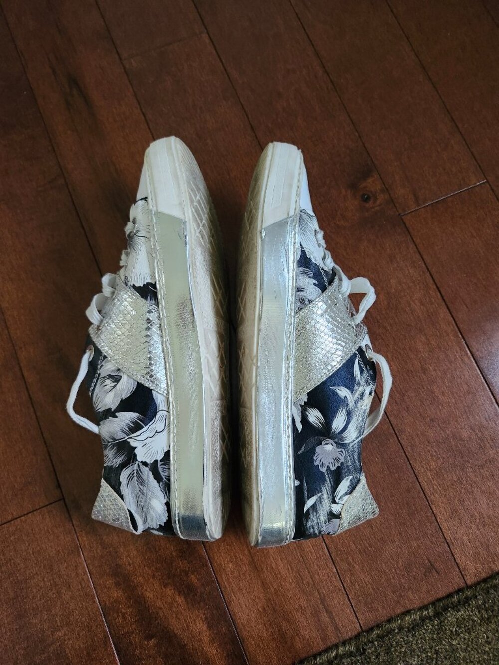 Ron White women's floral sneakers in size 39